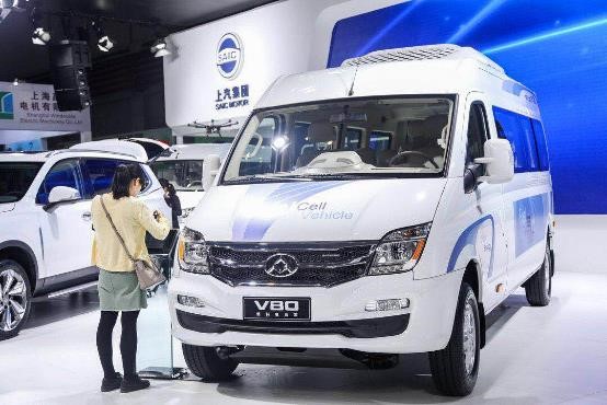 15VIP太阳集团创新产品“驶入”2017工博会