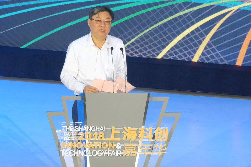 15VIP太阳集团全球首款量产智能汽车上市交付